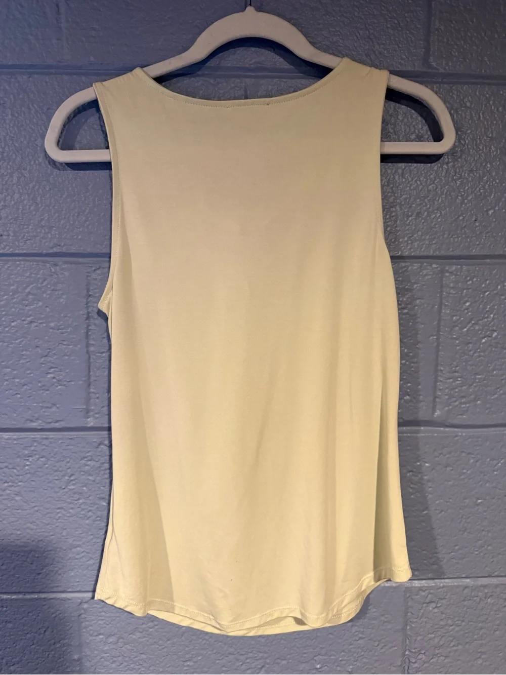 T Tahari Draped Light Green Sleeveless Top - size  XS